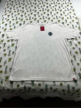 Kimes Ranch Men’s Short Sleeve Shirt NWT White Size XL